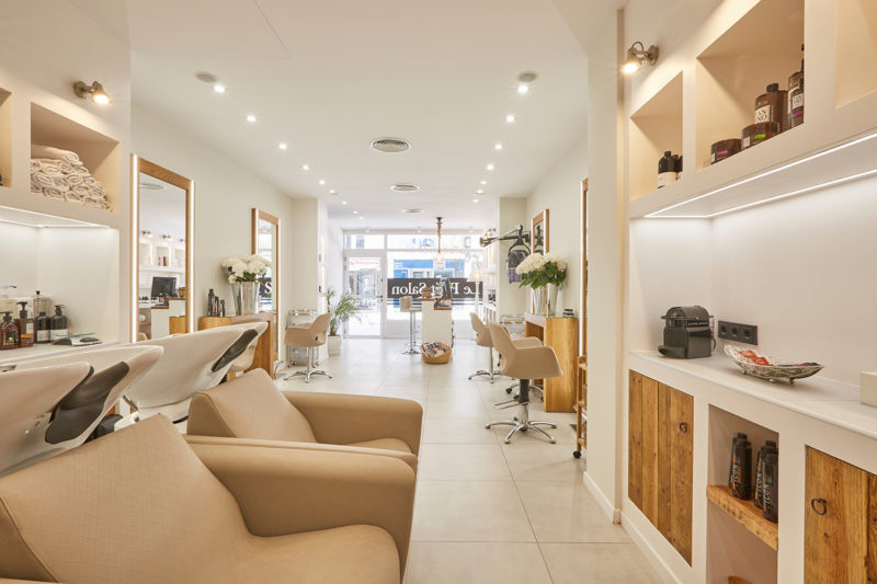 Galería 2. Le Petit Salon Ibiza. Peluquería y salón de belleza. Peluquería unisex.