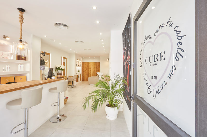 Galería 3. Le Petit Salon Ibiza. Peluquería y salón de belleza. Peluquería unisex.